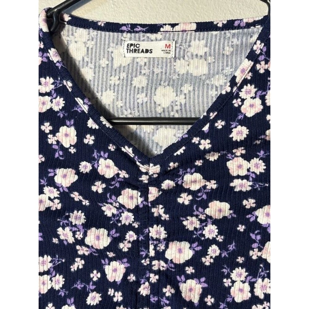 Epic Threads Shirt - Picture 4 of 5
